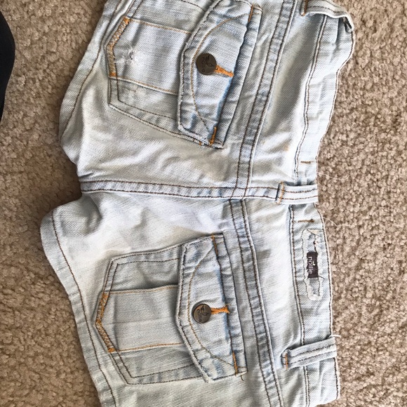 Nollie shorts - Picture 3 of 4